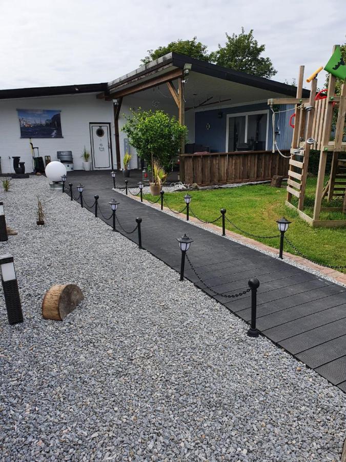 Grosse Wohnung Mit Terrasse Und Grill Grosssolt Exterior foto